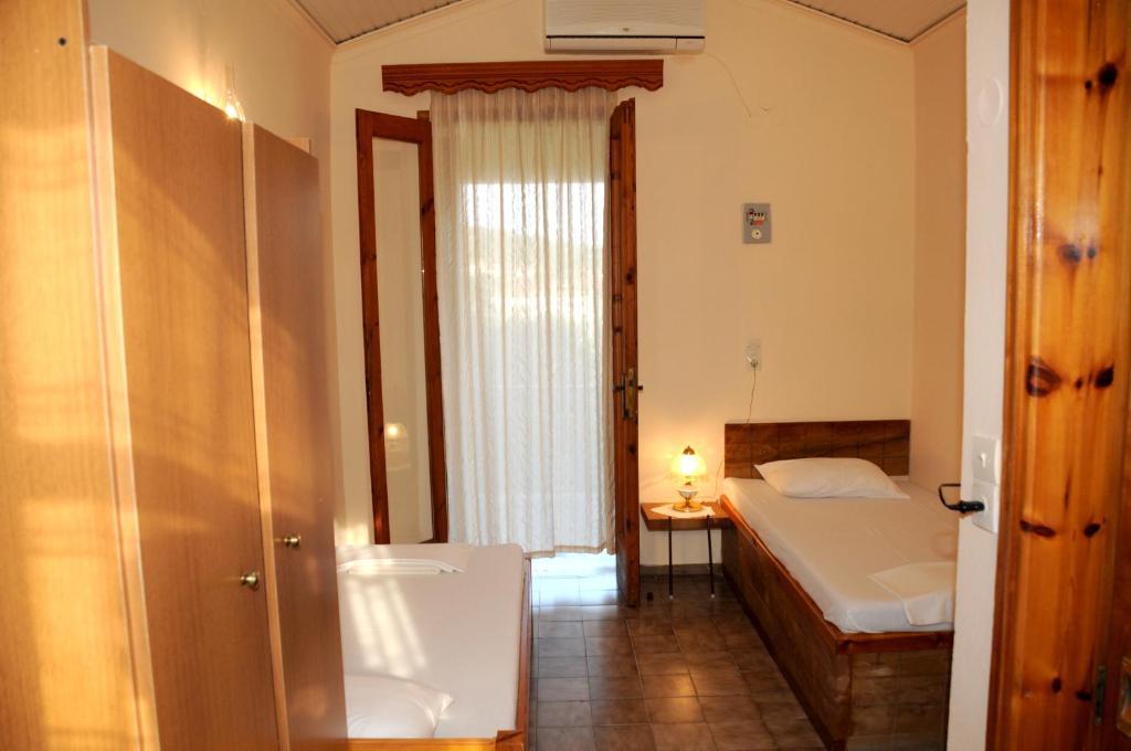 كامبوس Topakas House الغرفة الصورة