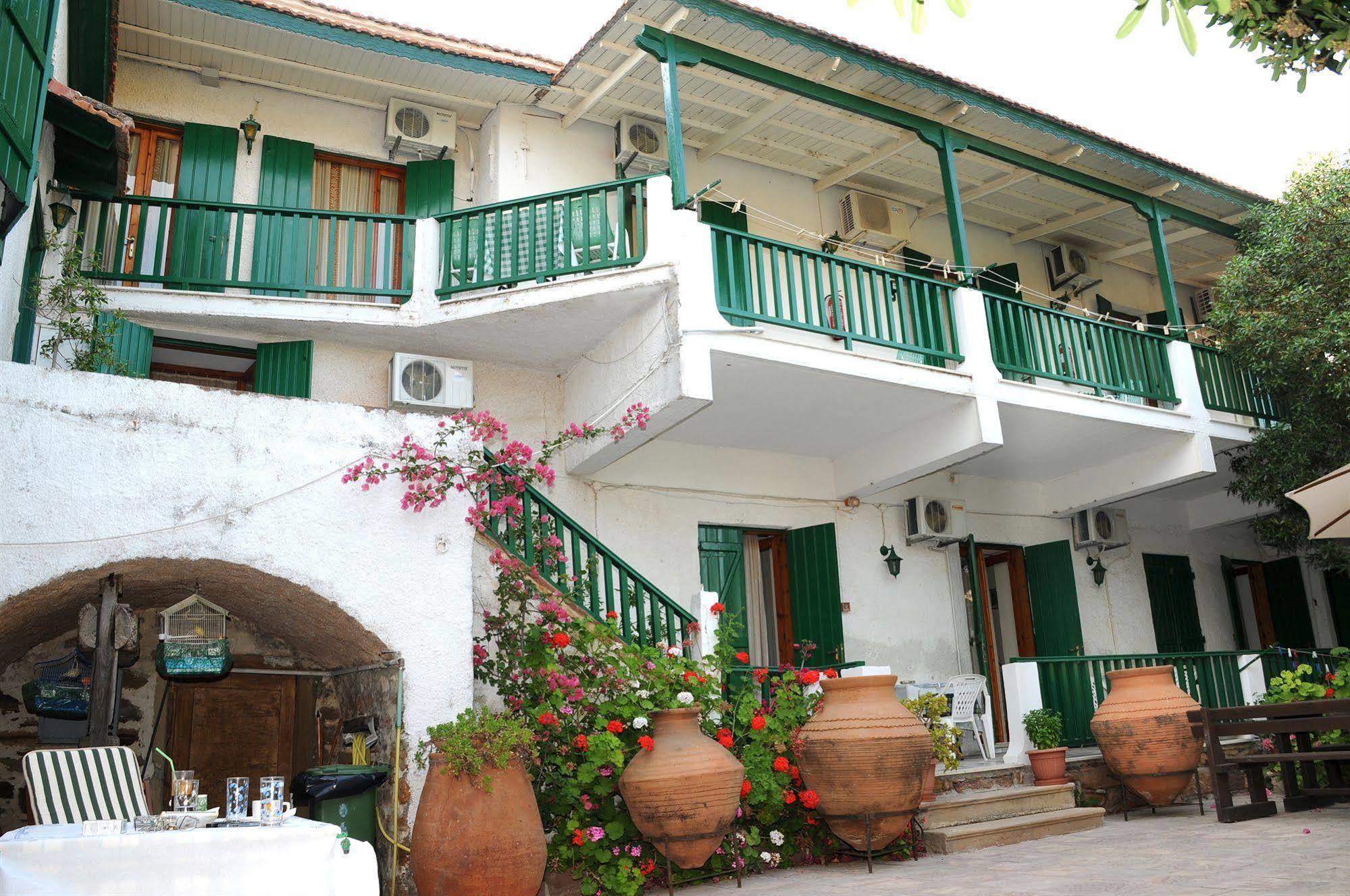 كامبوس Topakas House المظهر الخارجي الصورة