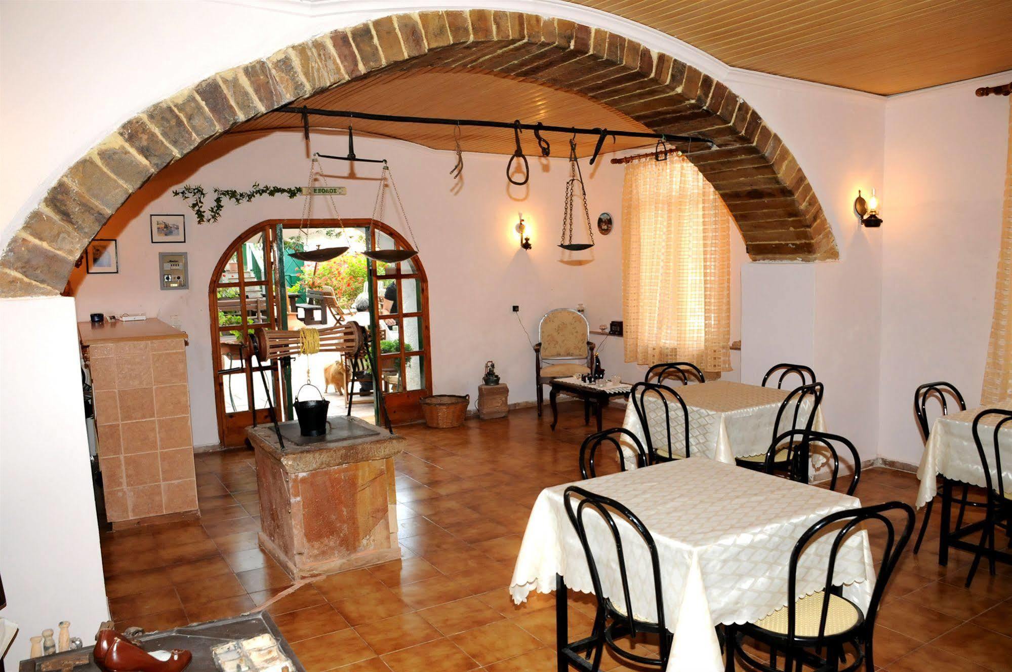 كامبوس Topakas House المظهر الخارجي الصورة